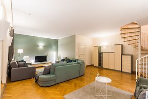 Big Italy Apartment 200m2