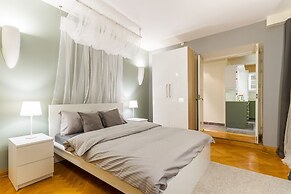 Big Italy Apartment 200m2