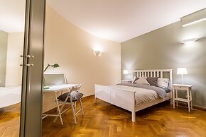 Big Italy Apartment 200m2