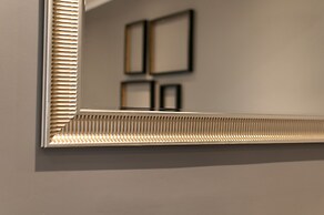 Lovely and Central 4 BR Apartment