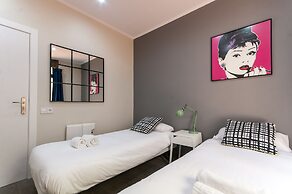 Lovely and Central 4 BR Apartment