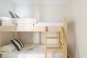 Lovely and Central 4 BR Apartment