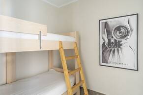 Lovely and Central 4 BR Apartment