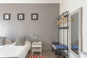 Lovely and Central 4 BR Apartment