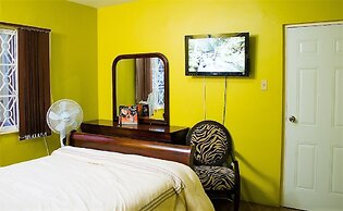 Stadium Gardens Suite