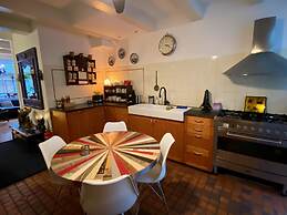 Amsterdam B&B Barangay