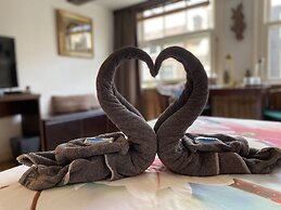 Amsterdam B&B Barangay