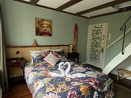 Amsterdam B&B Barangay