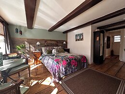 Amsterdam B&B Barangay