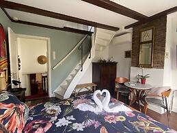 Amsterdam B&B Barangay