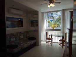 Apartment 1 bedroom 90m Levante Beach