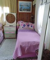 Side Tuana Garden Home