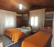 Side Tuana Garden Home