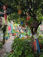 Side Tuana Garden Home