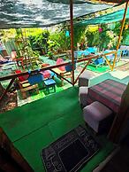 Side Tuana Garden Home