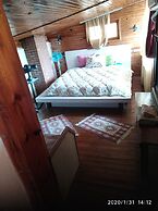 Side Tuana Garden Home