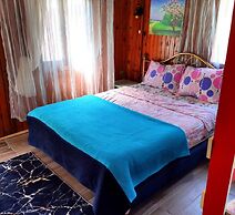 Side Tuana Garden Home