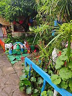 Side Tuana Garden Home