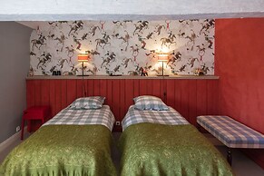 Les Deux Abbesses en Vert