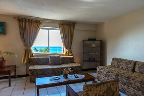 Deluxe Turtle Towers Apartments