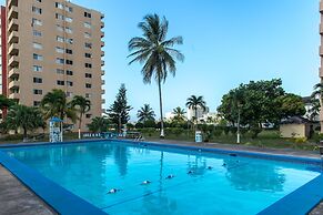 Deluxe Turtle Towers Apartments