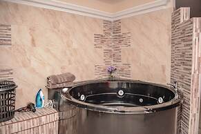 The 9's Aparta Hotel