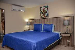 The 9's Aparta Hotel