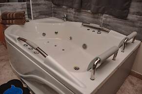 The 9's Aparta Hotel