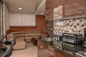 The 9's Aparta Hotel