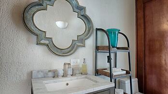 Casa Brooks  by Cabo Platinum