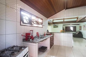 Casa Condomínio Caravelas