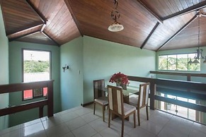 Casa Condomínio Caravelas