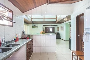 Casa Condomínio Caravelas