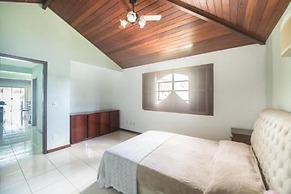 Casa Condomínio Caravelas