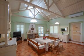 Beautiful mini eco farmhouse