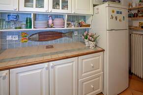 Beautiful mini eco farmhouse