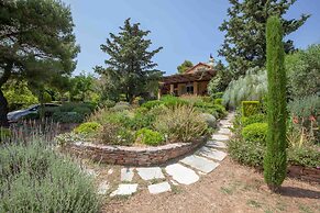 Beautiful mini eco farmhouse