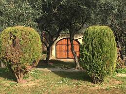 Beautiful mini eco farmhouse