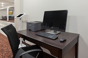 Days Inn & Suites Grand Rapids Near Downtown