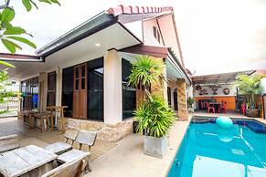 Baan Por Jai HuaHin Pool Villa