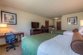 Cobblestone Hotel & Suites - Hutchinson
