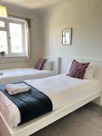 Airport Garden Rooms