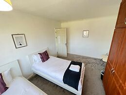 Airport Garden Rooms