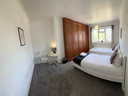 Airport Garden Rooms