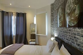 The Athens Version Luxury Suites