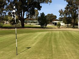 cluBarham Golf Resort