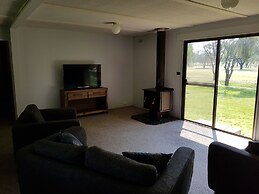 cluBarham Golf Resort
