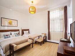 Dali Yanqingshanju Inn