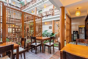 Dali Yanqingshanju Inn