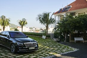 The Wind Resort - Tropical Hillside Escape